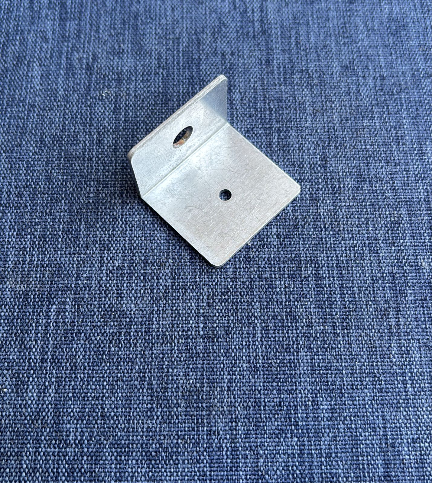 Model 3 - C2C L shape busbar